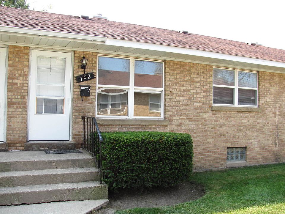1st image of 702 N Linden Ave #702