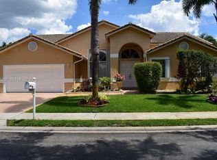 1231 SW 102nd Ave, Pembroke Pines, FL 33025
