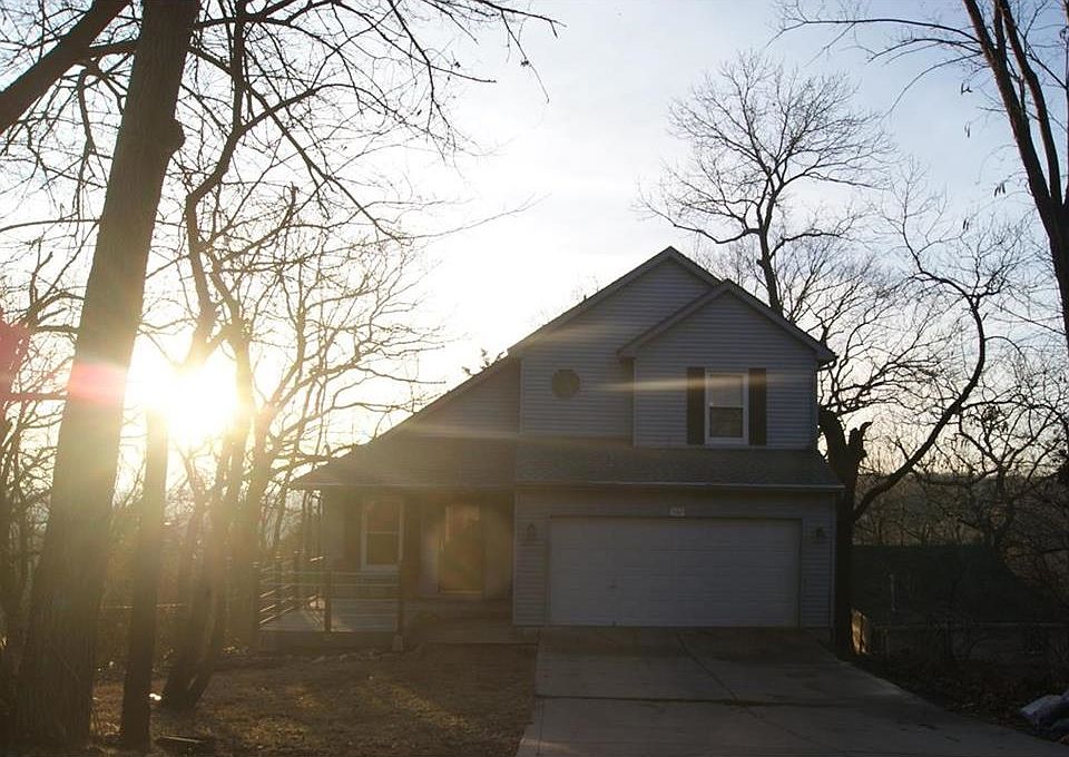 1st image of 532 Lake Forest Dr