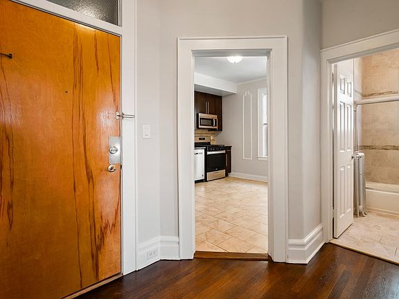 4th image of 11 Park Pl #5039758
