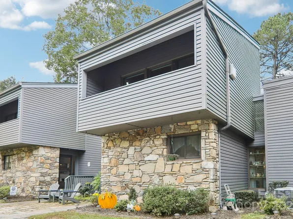 429 Mountains Blvd #C-102, Lake Lure, NC 28746