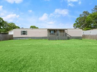 523 Fairfax Ln, Conroe, TX 77303