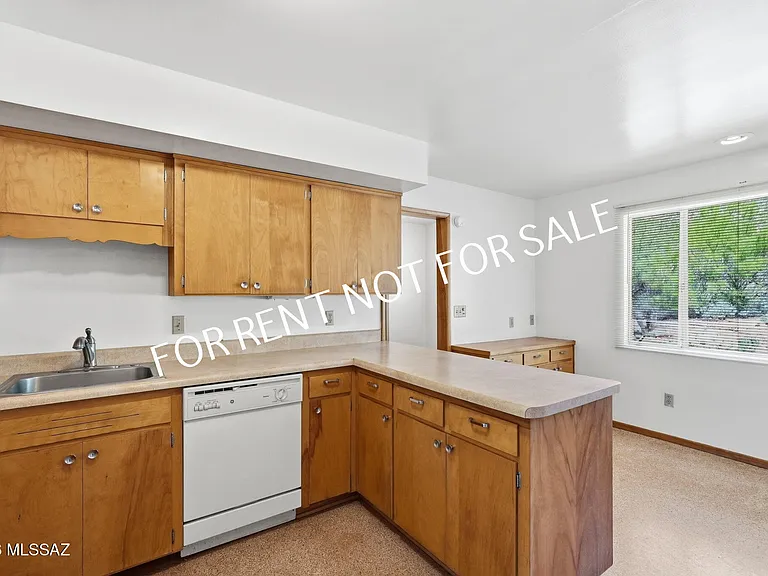 4565 E Quivira Dr — Photo 10