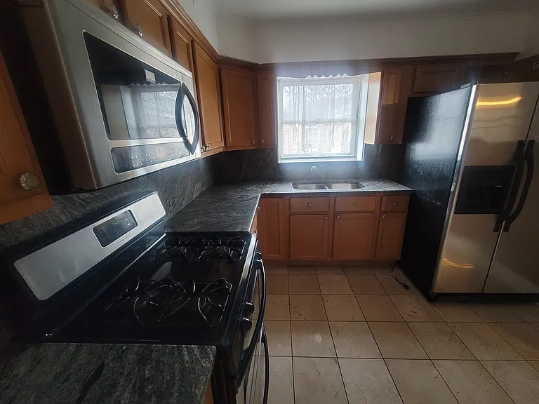 5113 N Mango Ave #2 — Photo 14