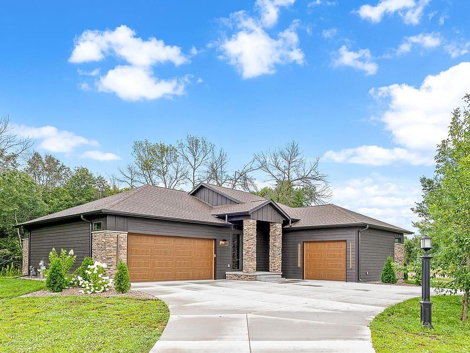 1st image of 608 BRIARWOOD WAY