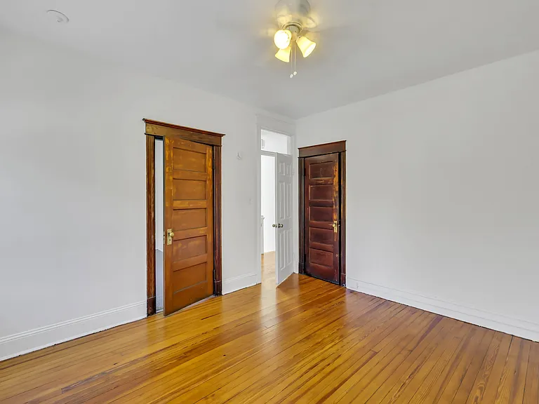 2611 11th St NW — Photo 25