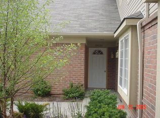 55222 Westchester Dr, Shelby Township, MI 48316