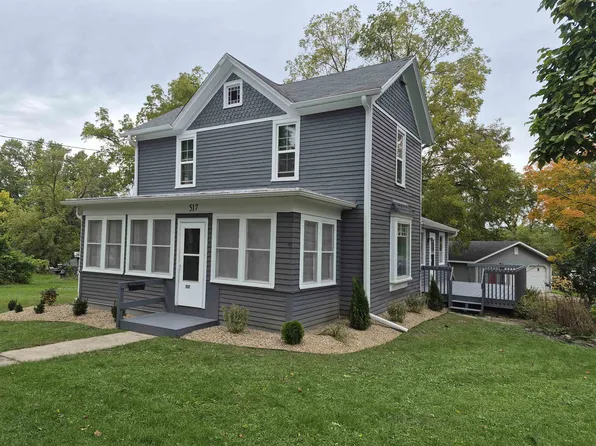 517 Lake St, Baraboo, WI 53913