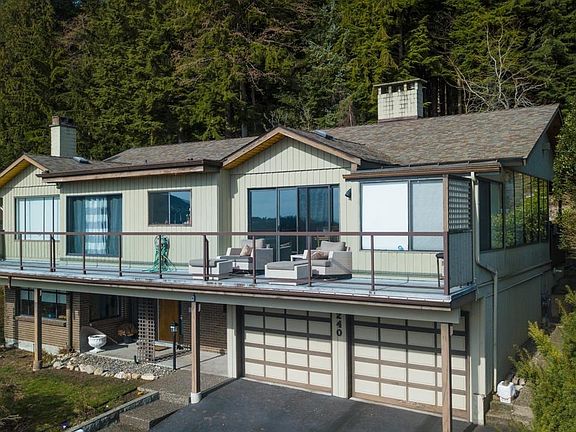 3rd image of 5240 Malaspina Pl