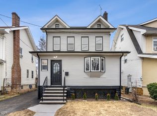 5 Raymond Ter, Elizabeth, NJ 07208