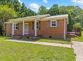 102 E St, Williamston, SC 29697