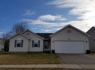 575 Town Trl, Pinckney, MI 48169