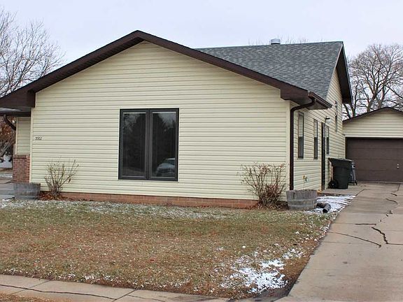 2nd image of 3302 C Ave