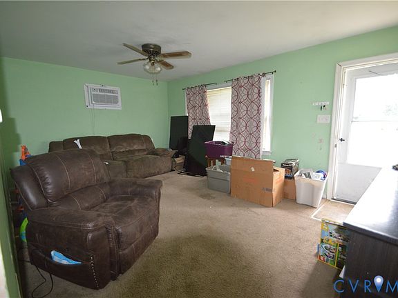 2nd image of 211 Forest Ave