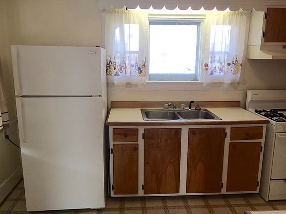 5th image of 2216 3rd St #2