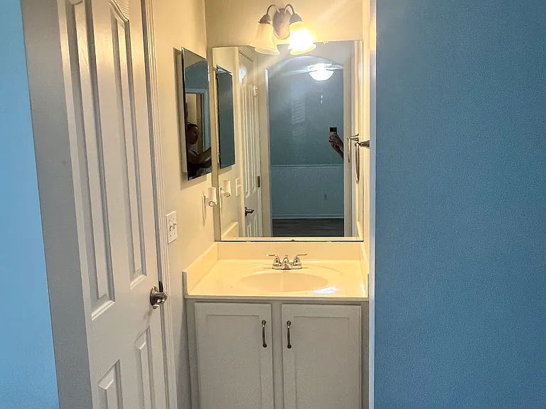 2891 Saint Maarten Ct — Photo 50
