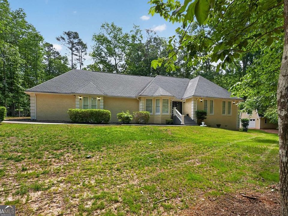 1st image of 185 Courtland Dr