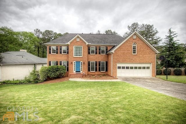 2nd image of 2807 Regents Park Ln