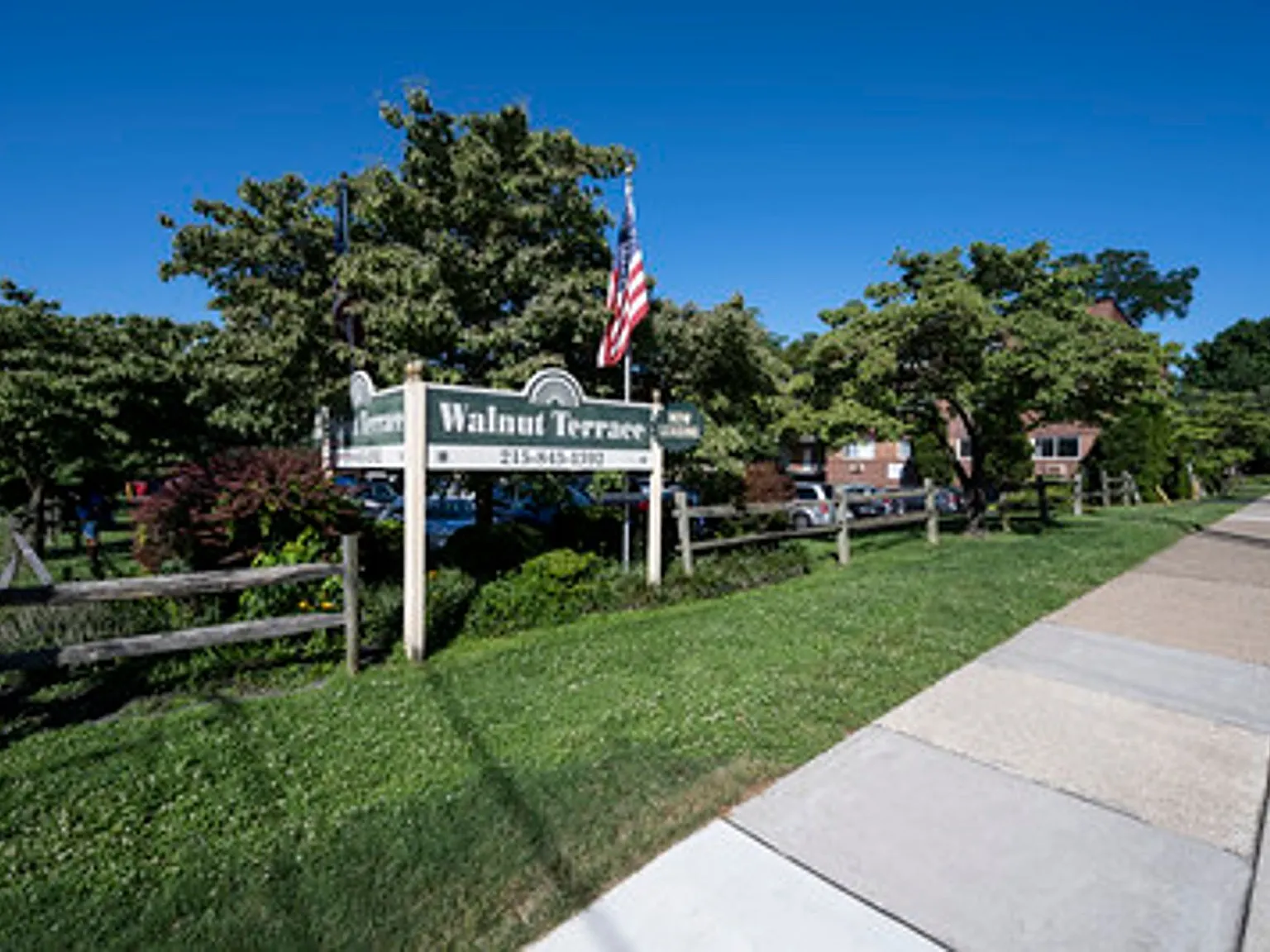 Welcome home to Walnut Terrace! — Photo 3