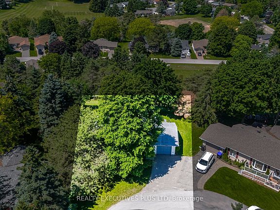 5th image of 14 Butternut Ct