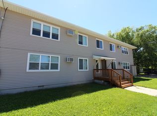 Kingswood Place, Waterloo, IA 50701