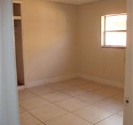 4th image of 1429 NW 8th Ave