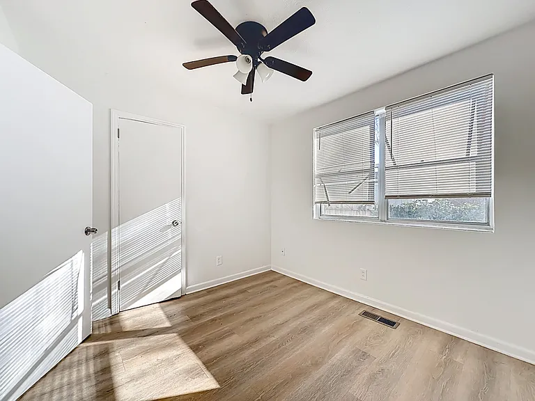5330 Quan Dr — Photo 22
