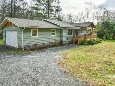 455 New Haw Creek Rd, Asheville city, NC, 28805