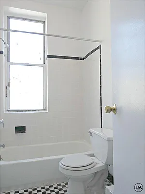 Rented by DSA Realty | media 46