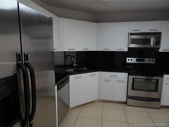 5th image of 10420 NW 46th St