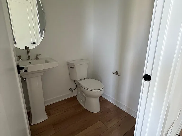 111 Brianna Ct #6 — Photo 51