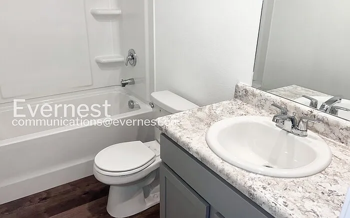 6680 Hollywood Ave — Photo 20