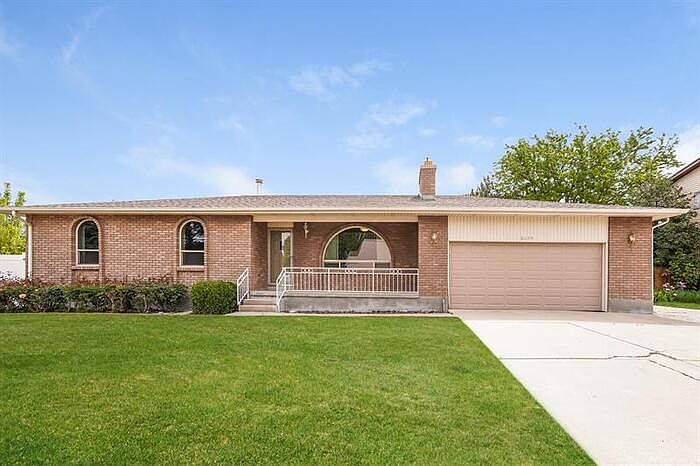 1st image of 5539 S Danube Cir