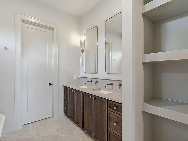 731B Croley Dr — Photo 29