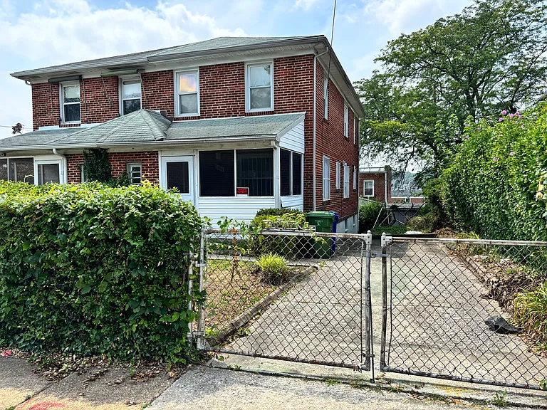 4514 Saint Georges Ave — Photo 1