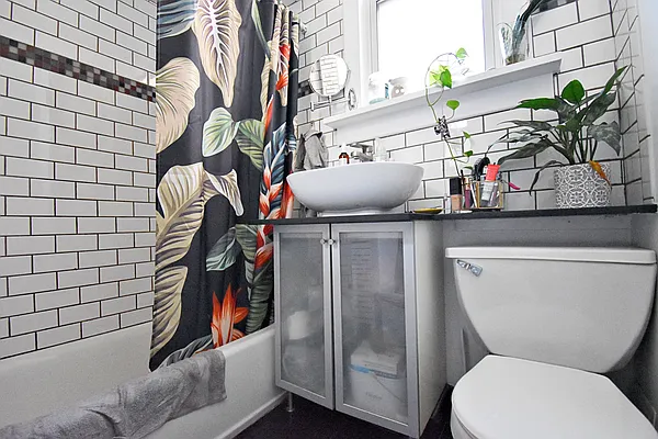 Rented by Compass | media 15