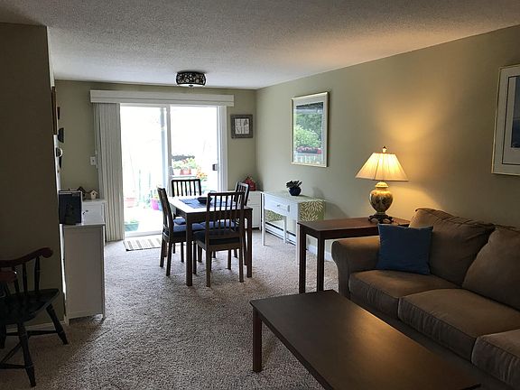 3rd image of 65 Starboard Dr #65
