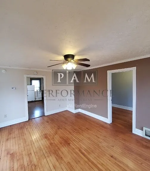 2935 N Booth St — Photo 4