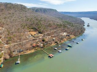 7286 Mullins Cove Rd, Whitwell, TN 37397