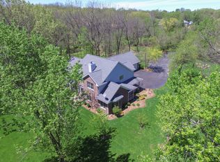 11249 Havenswood Rd, Roscoe, IL 61073