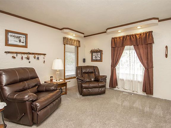 3rd image of 1204 6th St