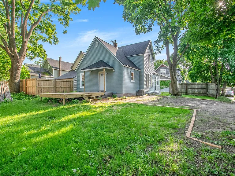 62 Caroline Pl NE — Photo 20