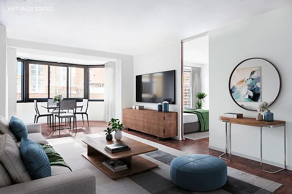 Sold by Compass | media 1
