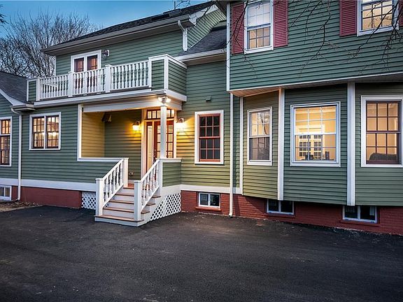3rd image of 63 Blackstone Blvd