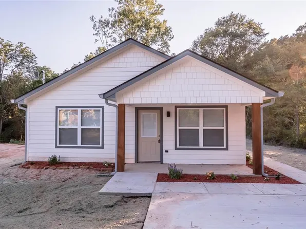 14 Walnut Ln, Huntsville, TX 77320
