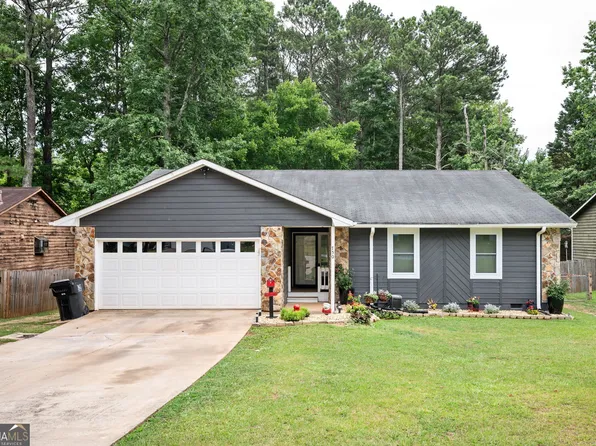750 Fieldstone Dr, Jonesboro, GA 30238
