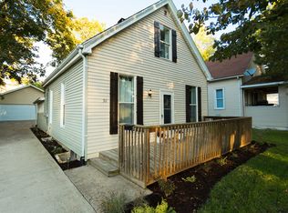 511 S Clinton St, Bloomington, IL 61701