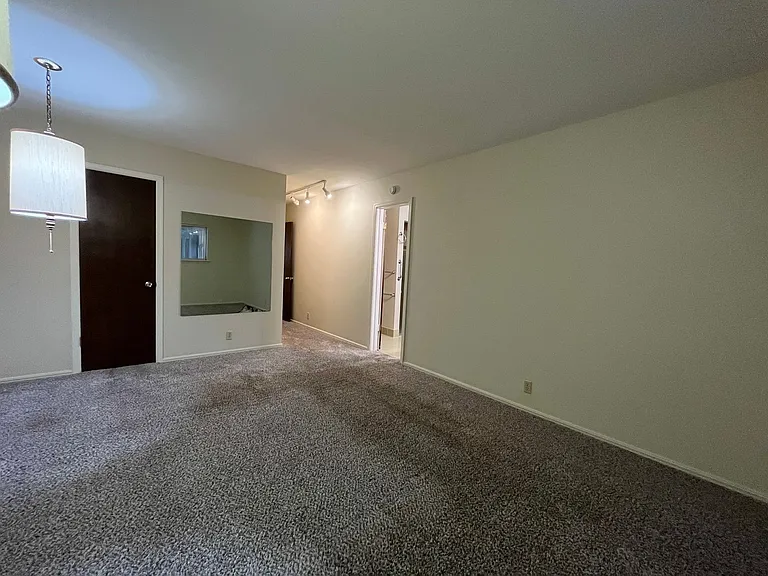 3526 E 48th Pl — Photo 15