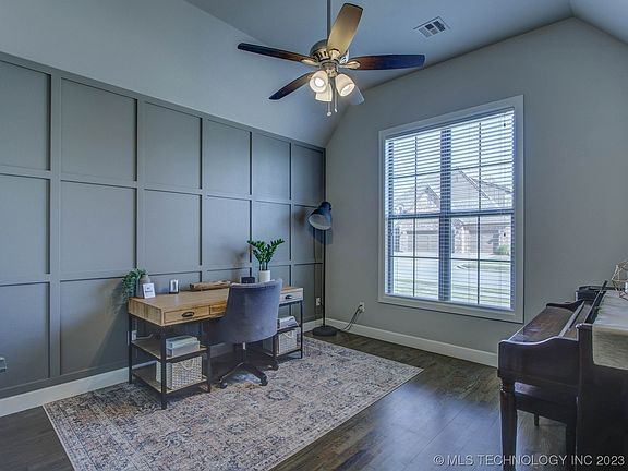 5th image of 17258 E 42nd Pl