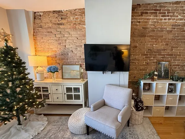 265 Lexington St #4, East Boston, MA 02128